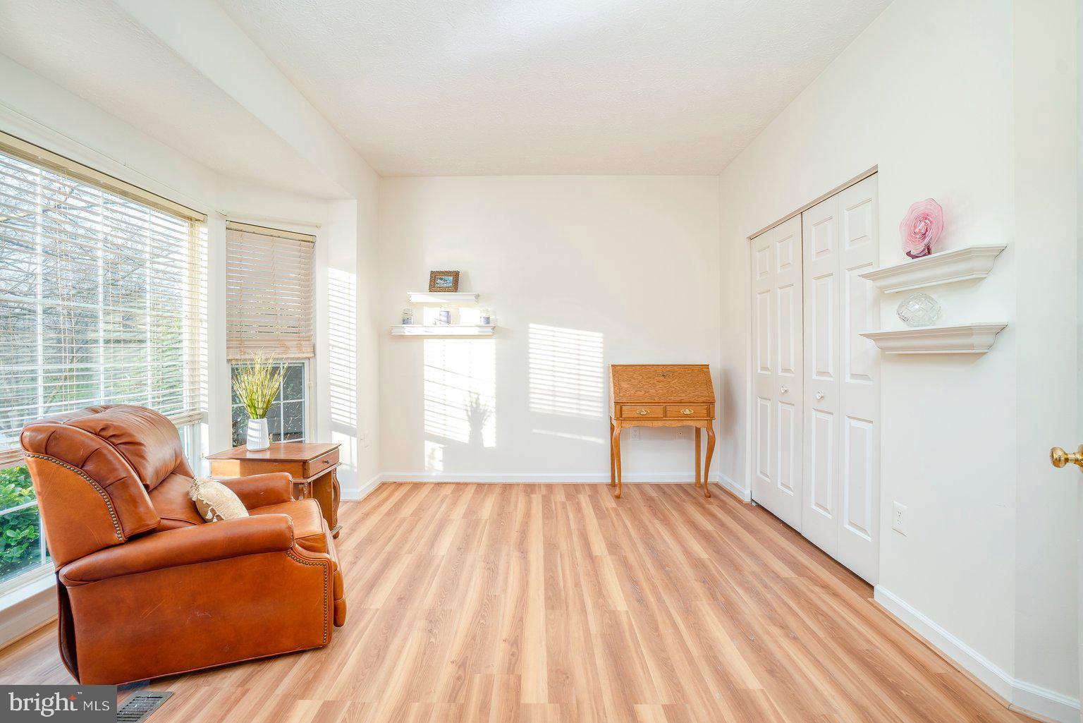 205 Raccoon Run Court Hanover, MD 21076 - Photo 4 of 57