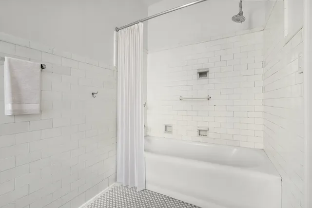 $8,000 | 205 West 89th Street, Unit 3S | Upper West Side