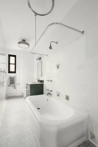 $8,000 | 205 West 89th Street, Unit 3S | Upper West Side