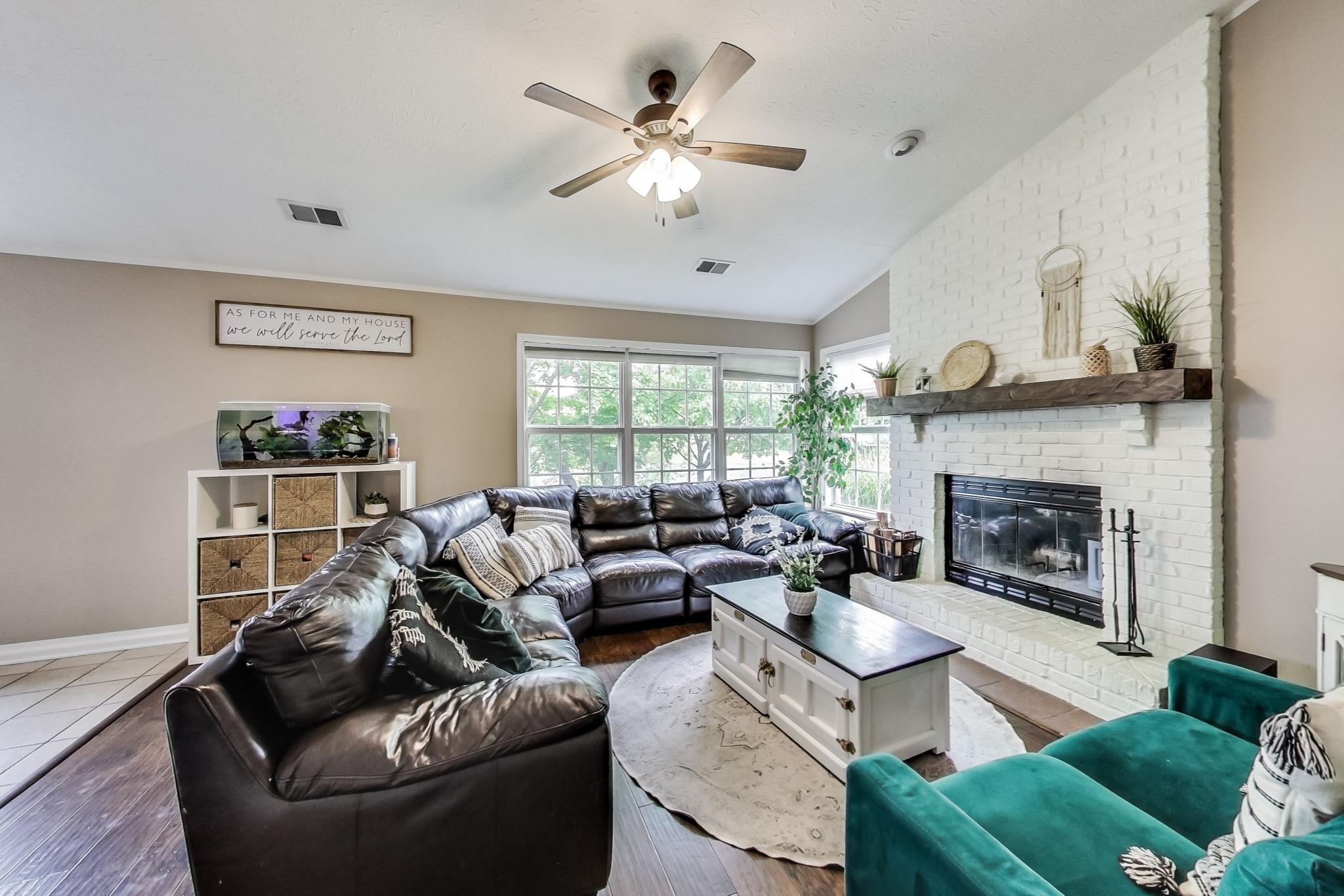 4703 Common View Circle Indianapolis, IN 46220 - Photo 12 of 41