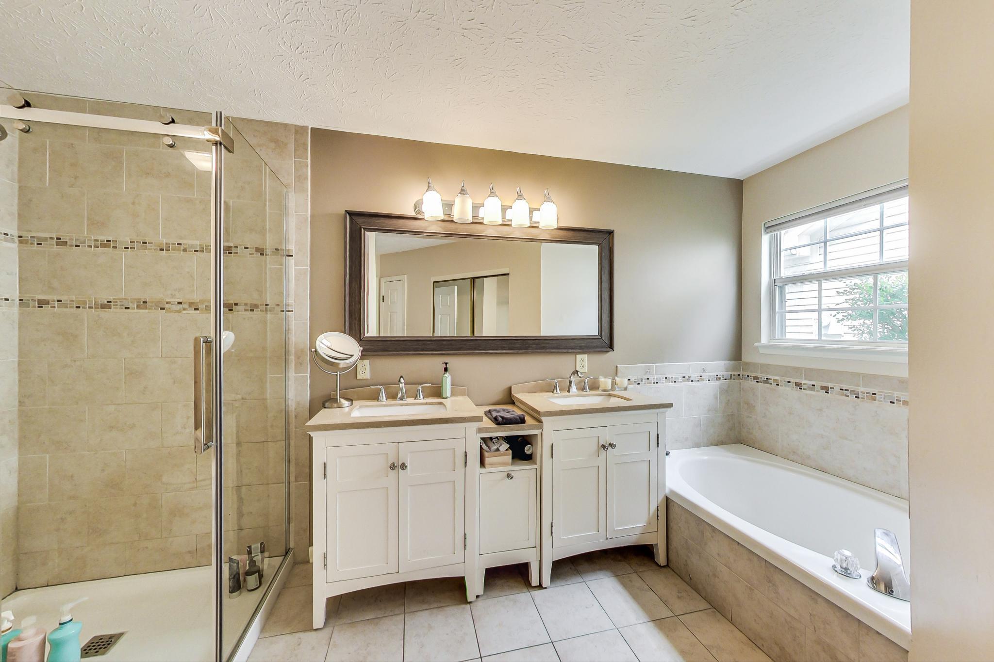 4703 Common View Circle Indianapolis, IN 46220 - Photo 20 of 41