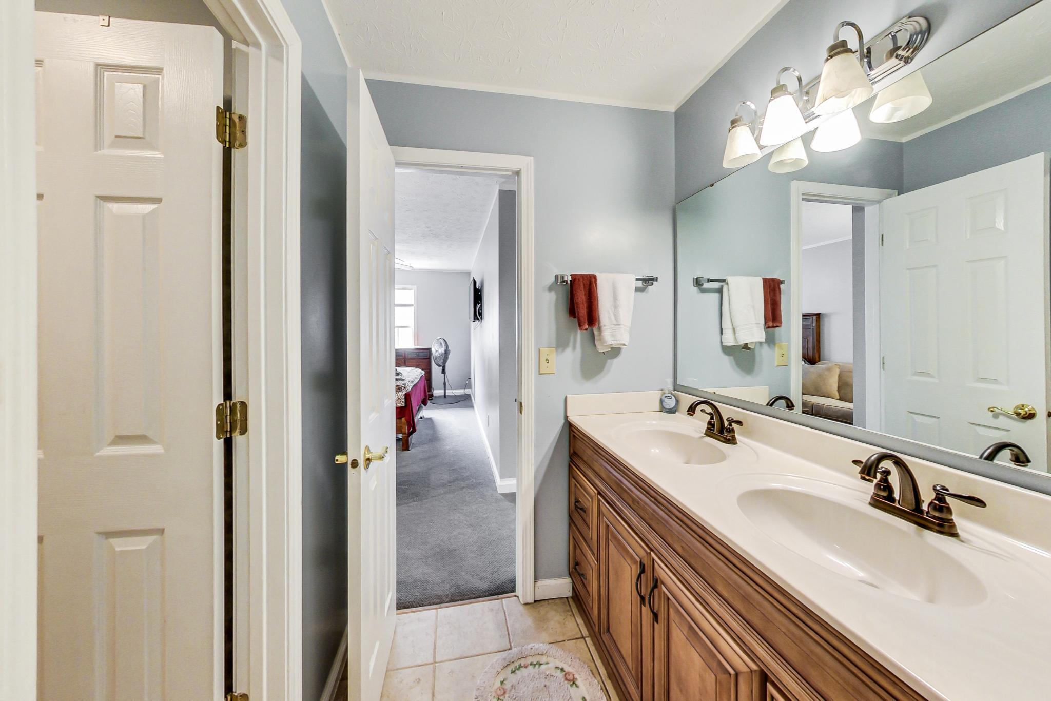 4703 Common View Circle Indianapolis, IN 46220 - Photo 33 of 41