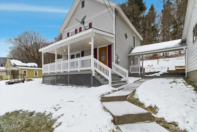 $217,000 | 129 Green Hollow Road, Berlin, NY 12138