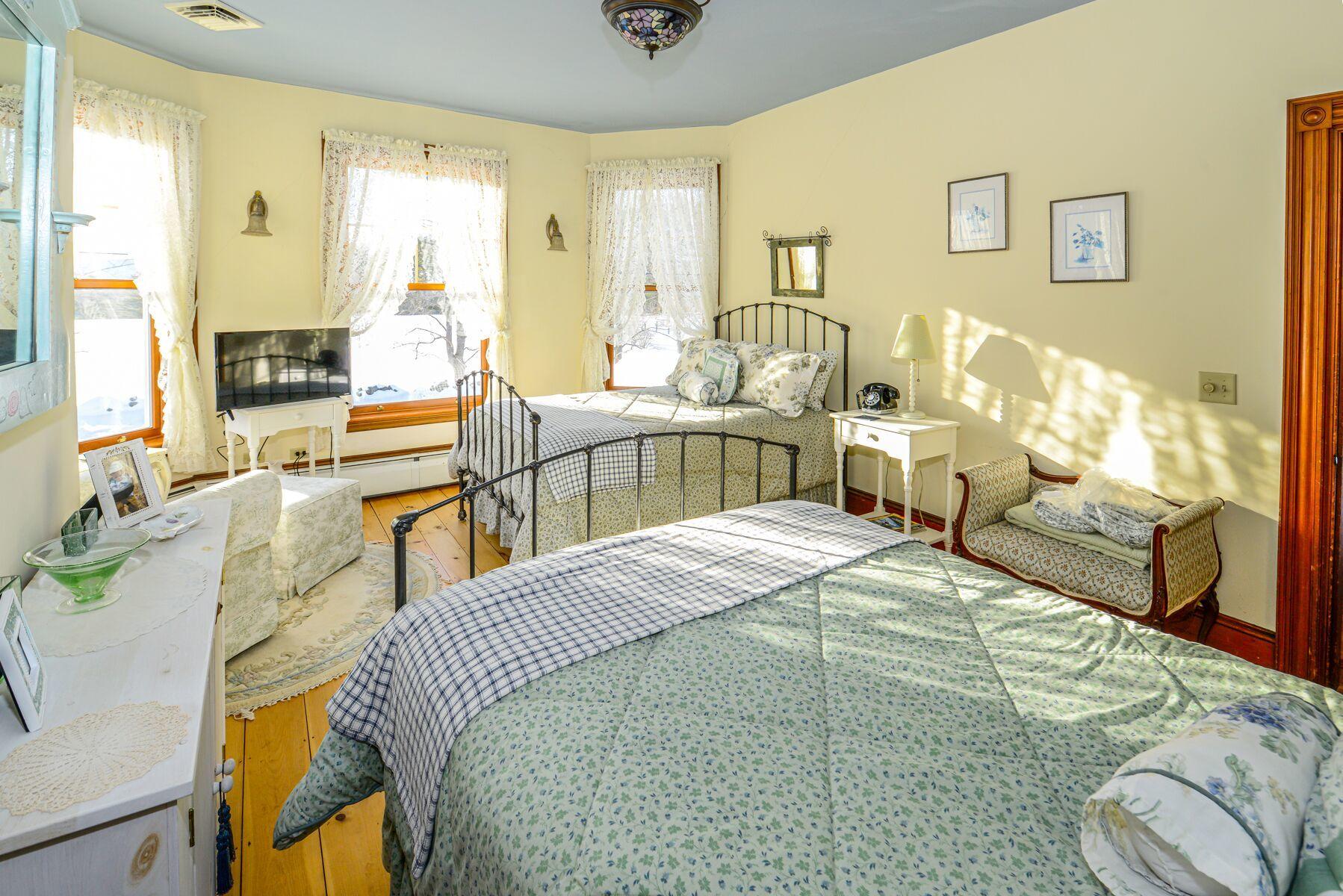 449 Highland Road Bridgton, ME 04009 - Photo 30 of 39 Lennon36