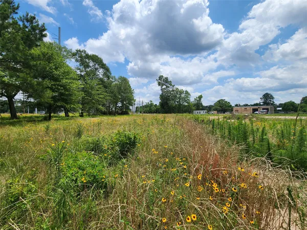 $154,900 | 15001 Calhoun Road, Conroe, TX 77302