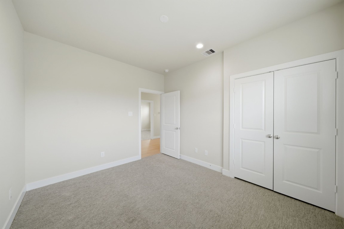 5906 Jasper Jones Way Houston, TX 77091 - Photo 12 of 22 a view of an empty room
