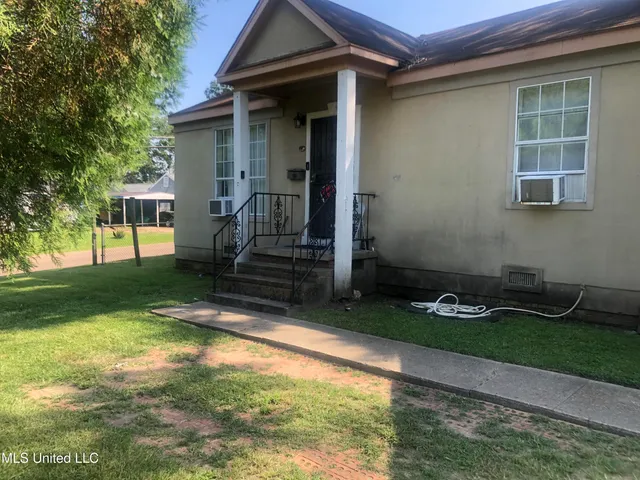$79,900 | 4201 Larchmont Street, Jackson, MS 39209
