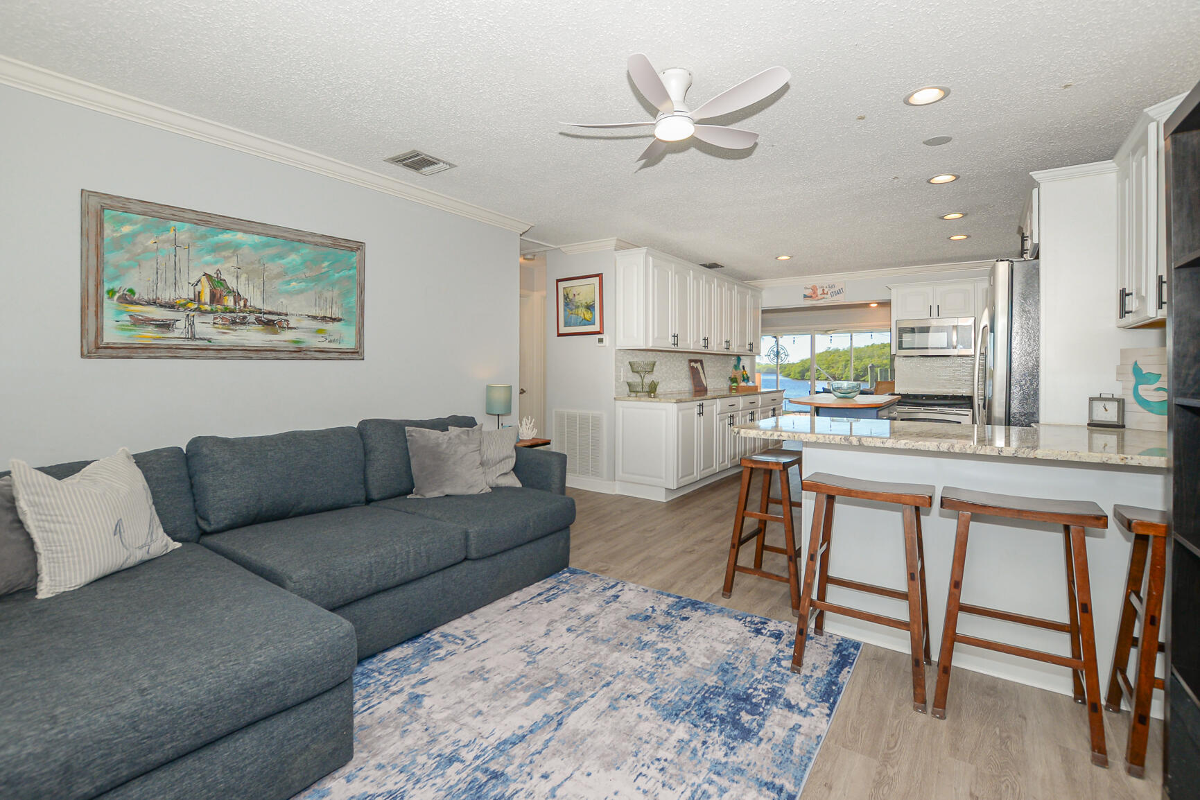 110 Southwest Hideaway Place Stuart, FL 34994 - Photo 5 of 35 LR-6974