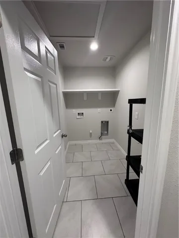 $2,000 | 3938 Targaryen Way, Corpus Christi, TX 78410