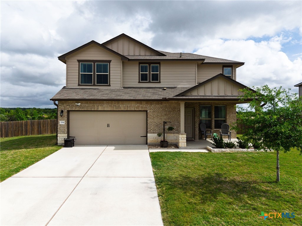 2044 Mallard Court Copperas Cove, TX 76522 - Photo 3 of 41 a front view of a house with a yard table and chairs
