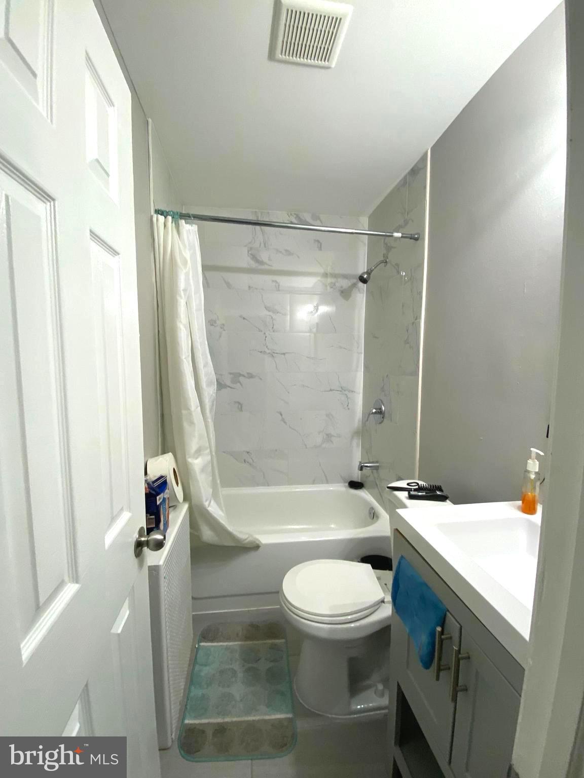 2981 Cornwall Road Dundalk, MD 21222 - Photo 70 of 78 Upper Unit 2 Bathroom