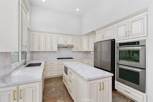 $769,000 | 38676 Bears Paw Drive, Murrieta, CA 92562