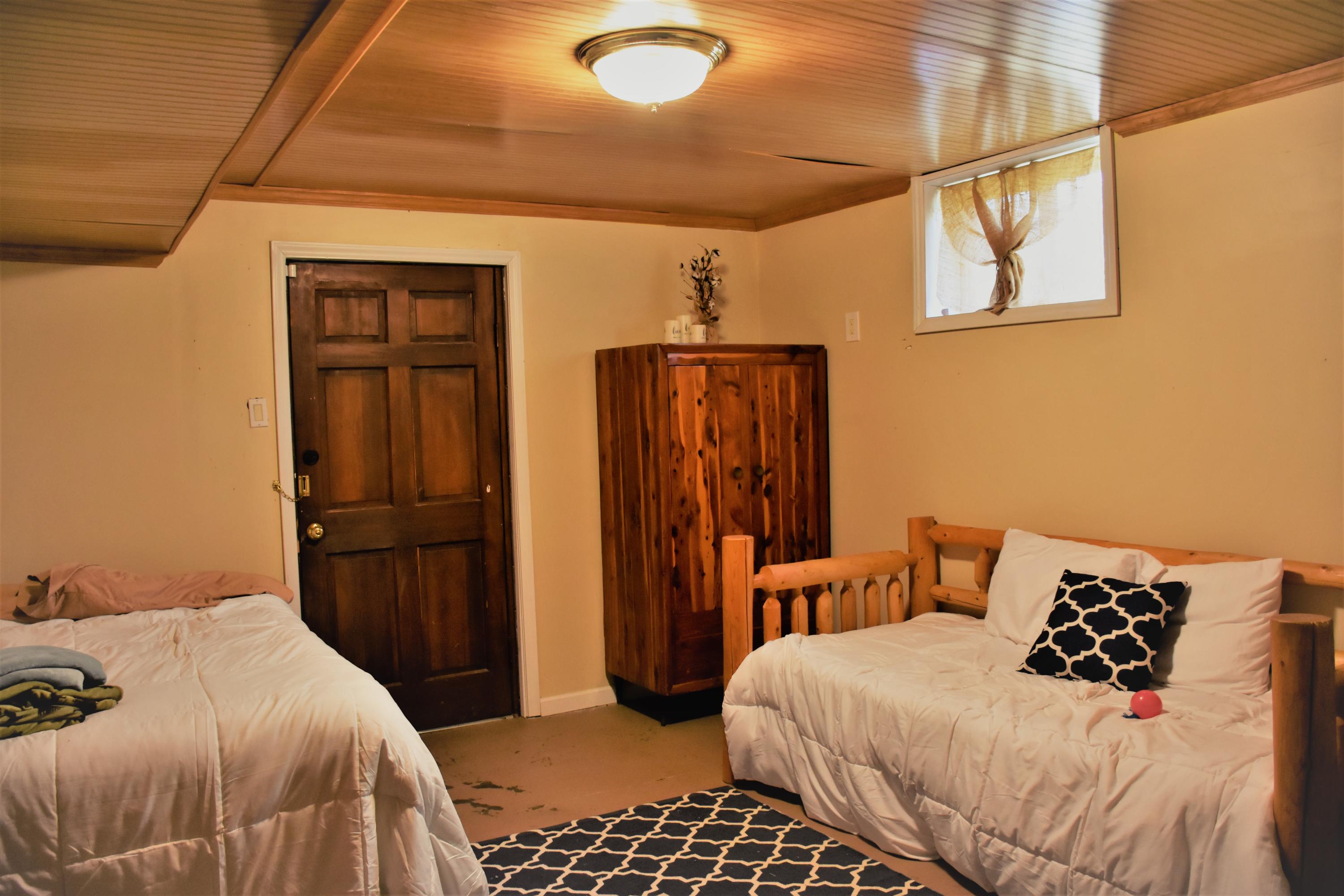 429 Disco Loop Road Friendsville, TN 37737 - Photo 25 of 36 Spare Bedroom 2