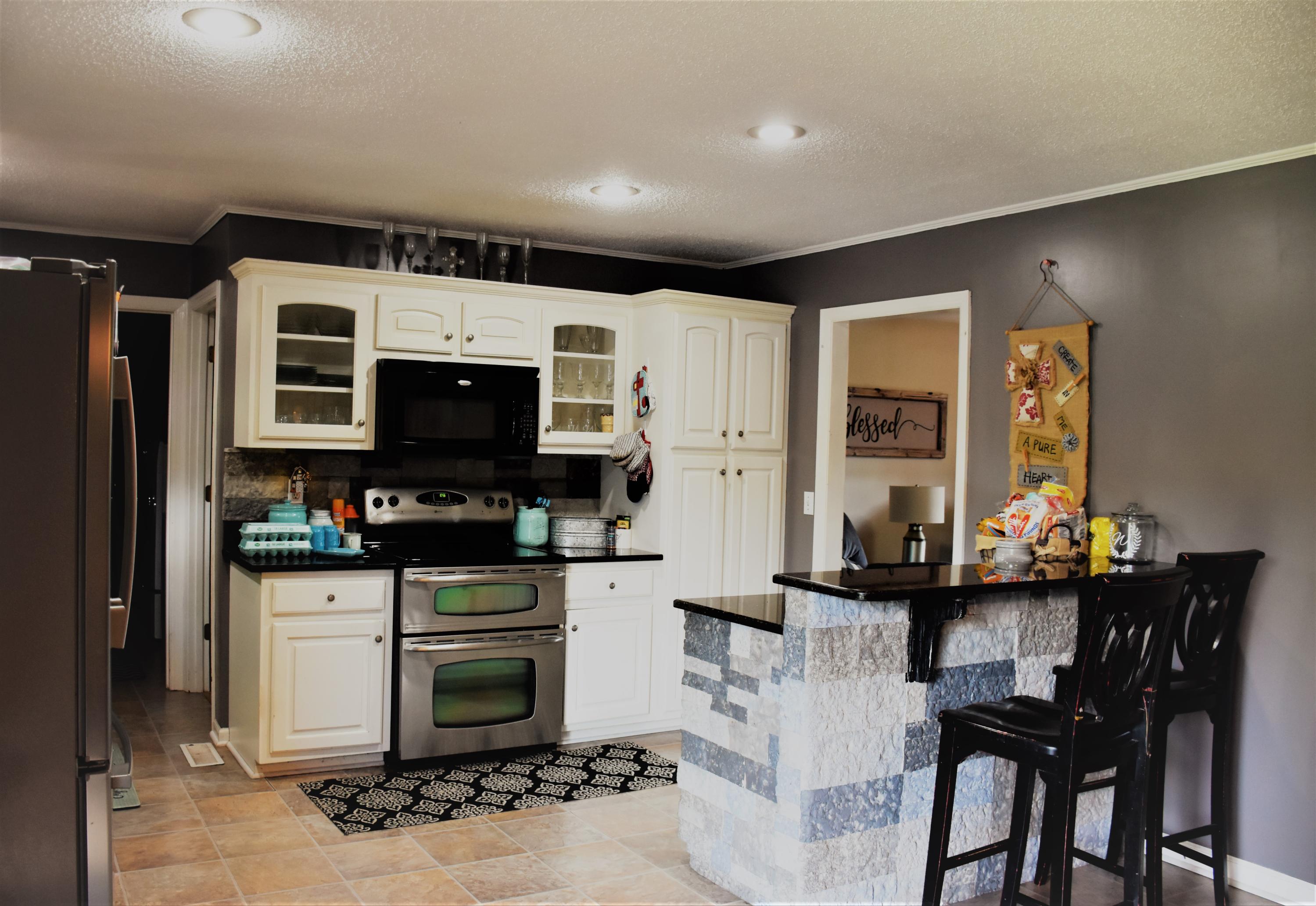 Kitchen 1