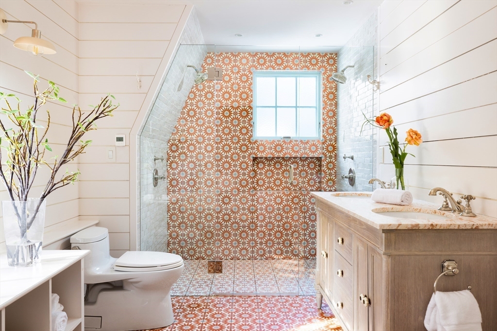 323 Clark Road Brookline, MA 02445 - Photo 13 of 22