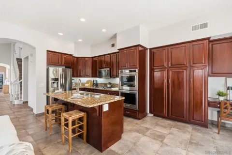 $1,585,000 | 6108 Paseo Valiente, Carlsbad, CA 92009