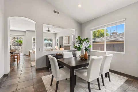 $1,585,000 | 6108 Paseo Valiente, Carlsbad, CA 92009