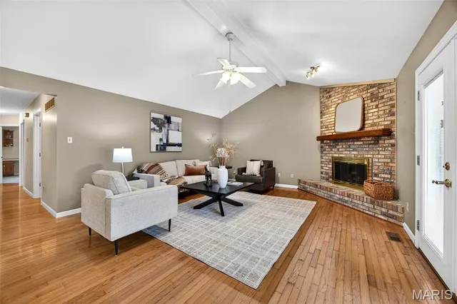 $385,000 | 1925 Dewitt Ridge Drive, Chesterfield, MO 63017