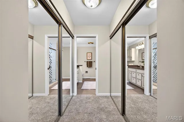 $385,000 | 1925 Dewitt Ridge Drive, Chesterfield, MO 63017