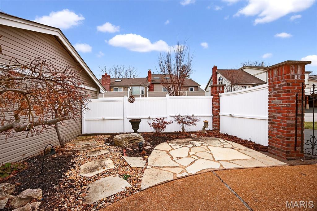 1925 Dewitt Ridge Drive Chesterfield, MO 63017 - Photo 50 of 54