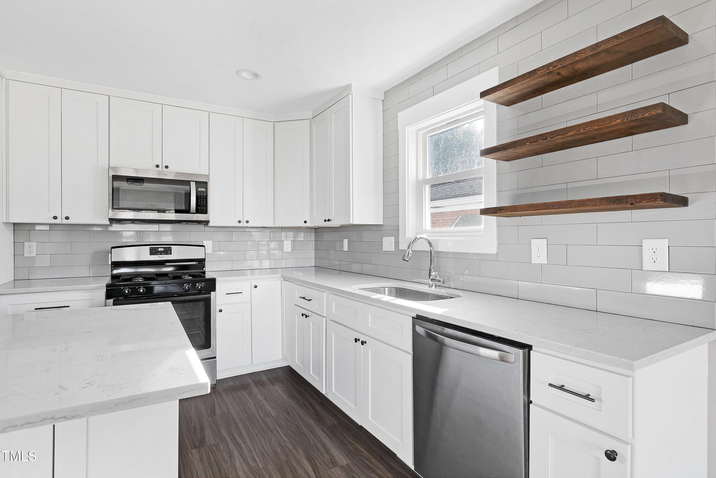 621 Coleman Street Raleigh, NC 27610 - Photo 12 of 42 259A5787-3000