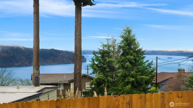 $875,000 | 11203 Hallstrom Drive Northwest, Gig Harbor, WA 98332