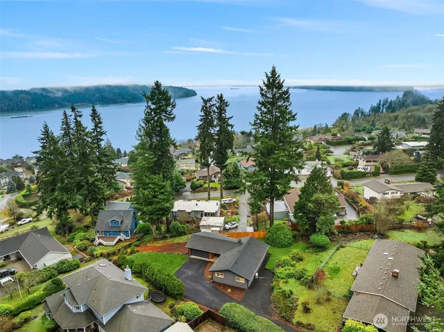 $875,000 | 11203 Hallstrom Drive Northwest, Gig Harbor, WA 98332