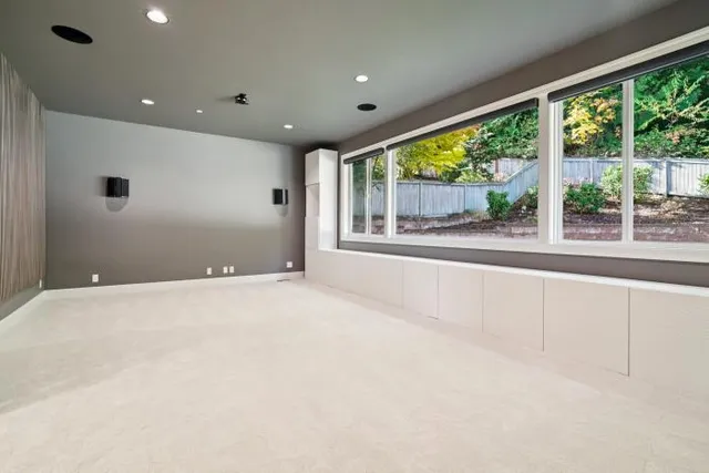 $1,895,000 | 833 Summerhill Ridge Drive Northwest, Issaquah, WA 98027