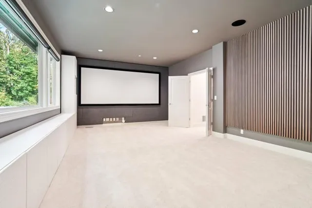 $1,895,000 | 833 Summerhill Ridge Drive Northwest, Issaquah, WA 98027