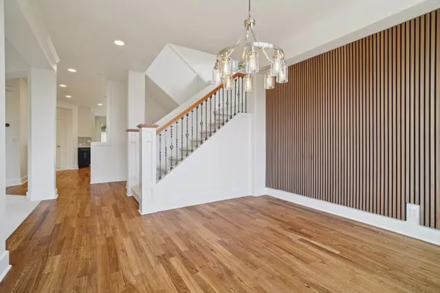 $1,895,000 | 833 Summerhill Ridge Drive Northwest, Issaquah, WA 98027