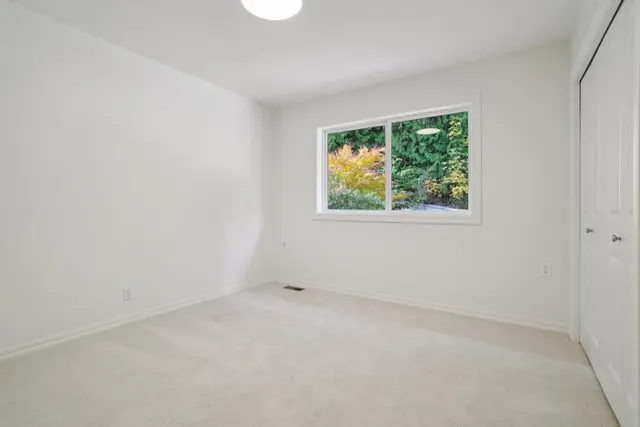 $1,895,000 | 833 Summerhill Ridge Drive Northwest, Issaquah, WA 98027