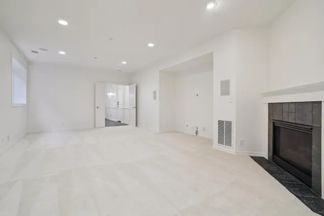 $1,895,000 | 833 Summerhill Ridge Drive Northwest, Issaquah, WA 98027