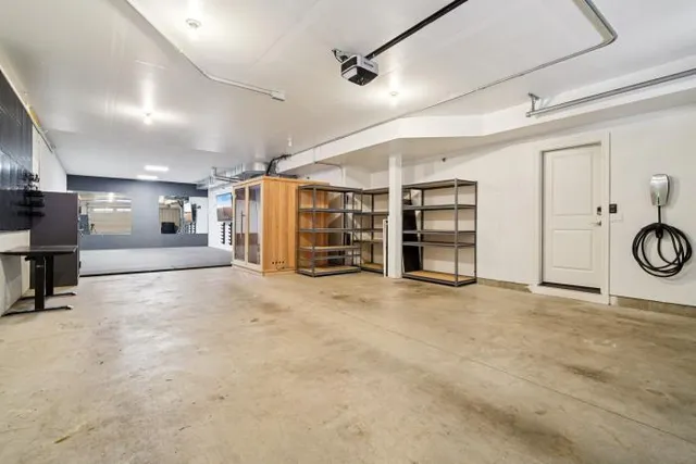 $1,895,000 | 833 Summerhill Ridge Drive Northwest, Issaquah, WA 98027