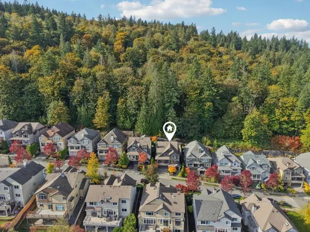 $1,895,000 | 833 Summerhill Ridge Drive Northwest, Issaquah, WA 98027