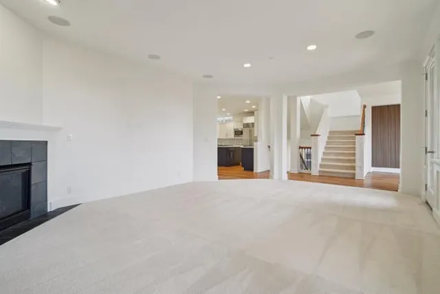 $1,895,000 | 833 Summerhill Ridge Drive Northwest, Issaquah, WA 98027