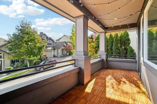 $1,895,000 | 833 Summerhill Ridge Drive Northwest, Issaquah, WA 98027