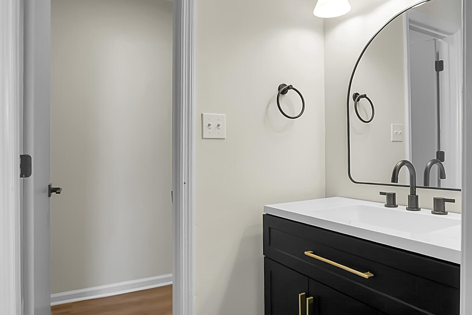 7650 Oldridge Road North Charleston, SC 29418 - Photo 13 of 21 DSC08475