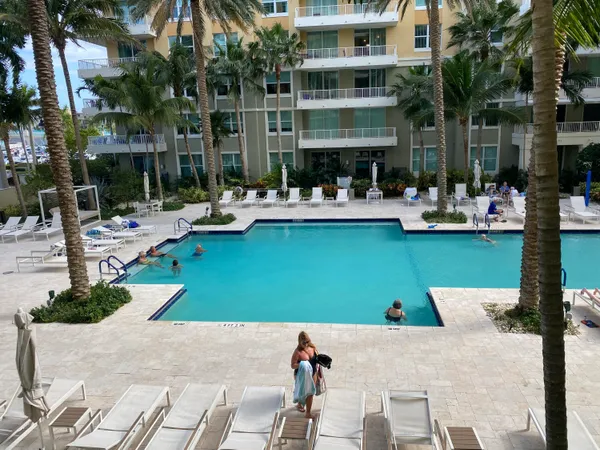 $2,800 | 700 East Boynton Beach Boulevard, Unit 203, Boynton Beach, FL 33435