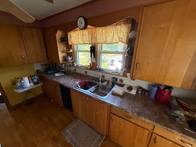 $175,000 | 20 Cleaves Street, Island Falls, ME 04747