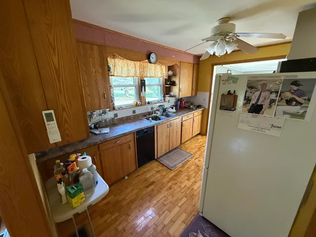 $175,000 | 20 Cleaves Street, Island Falls, ME 04747