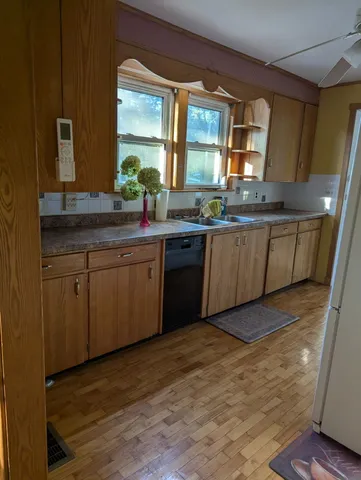 $175,000 | 20 Cleaves Street, Island Falls, ME 04747