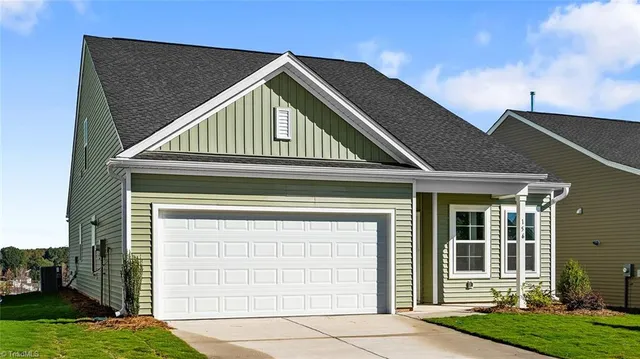 $320,000 | 156 Candytuft Court, Lexington, NC 27295