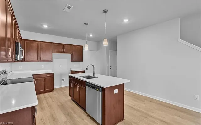 $320,000 | 156 Candytuft Court, Lexington, NC 27295