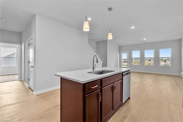 $320,000 | 156 Candytuft Court, Lexington, NC 27295