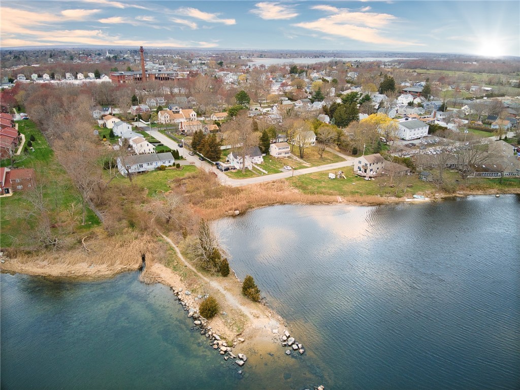 2 River View Street Warren, RI 02885 - Photo 1 of 40 Gallery Image 1
