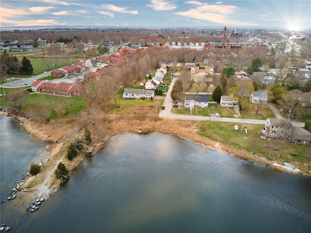 2 River View Street Warren, RI 02885 - Photo 32 of 40 Gallery Image 32