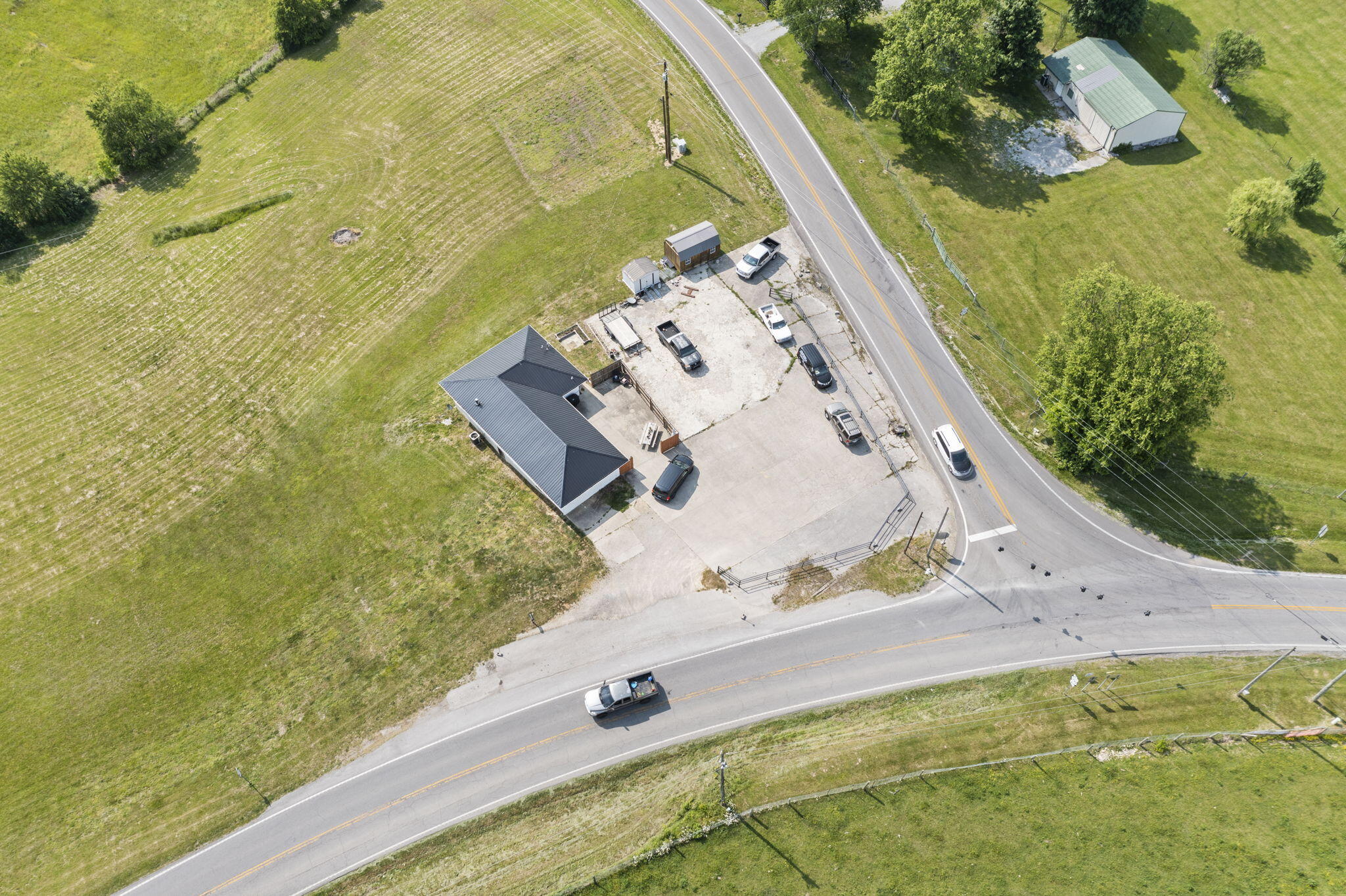 2702 Lancaster Road Richmond, KY 40475 - Photo 9 of 31 3-web-or-mls-DJI_0155