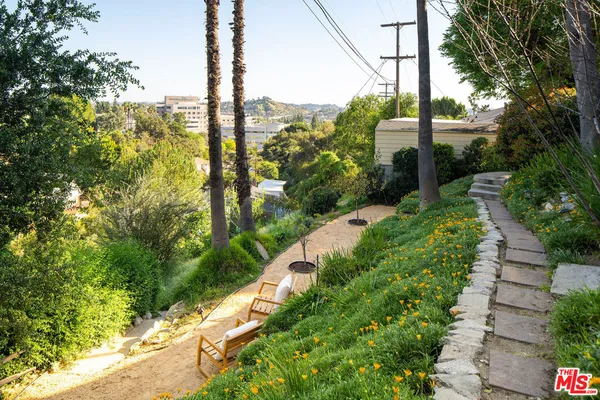 $1,899,995 | 755 Luton Drive, Glendale, CA 91206