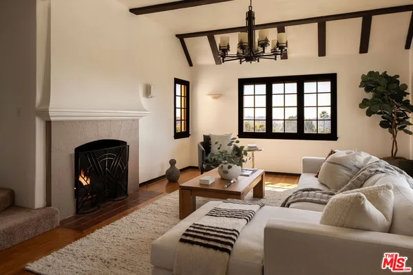 $1,899,995 | 755 Luton Drive, Glendale, CA 91206
