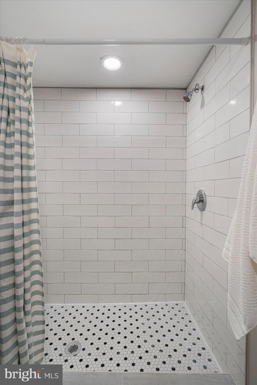 3816 Roland View Avenue Baltimore, MD 21215 - Photo 29 of 36 Gallery Image 29